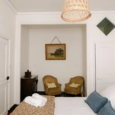 Chateau De Guest house